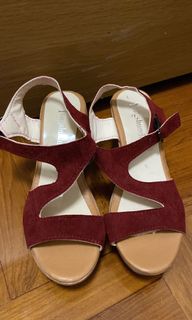 （分類：）位於 。 由 gapidorubirosa1925 提交（商品編號 1137260214，圖片 1）。簡介： 。
