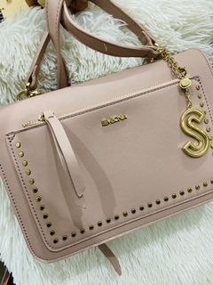 (Category: ) located in . Submitted by preloved_manish (Listing ID 1137262482, Image 1). Description: .