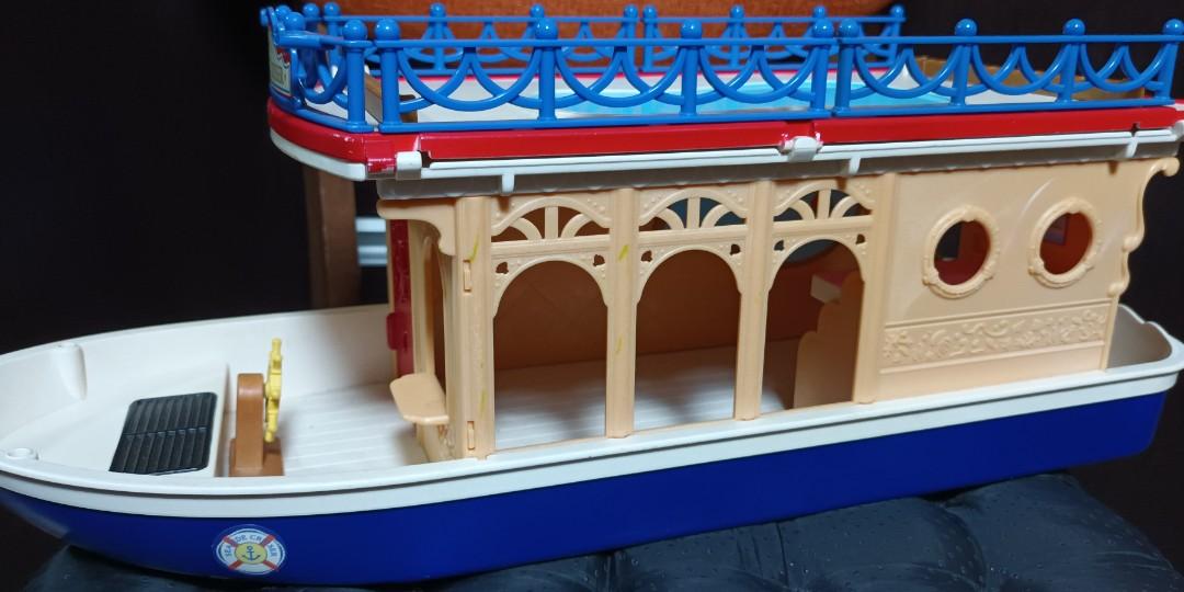 SYLVANIAN Seaside Cruiser House Boat
