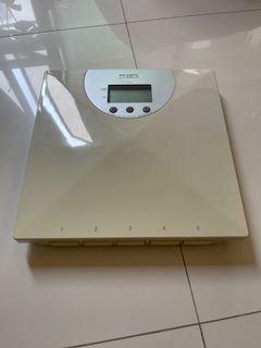 （分類：）位於 。 由 missjssim 提交（商品編號 1137236137，圖片 1）。簡介： 。