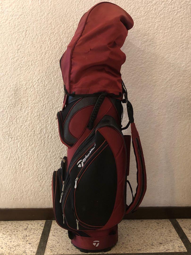 Taylormade Golf Cart Bag (Category: Golf) located in Taguig. Submitted by geepee21 (Listing ID 1137112770, Image 1). Description: Used Golf Cart Bag 6 slots Has some flaws 6.5/10 condition .