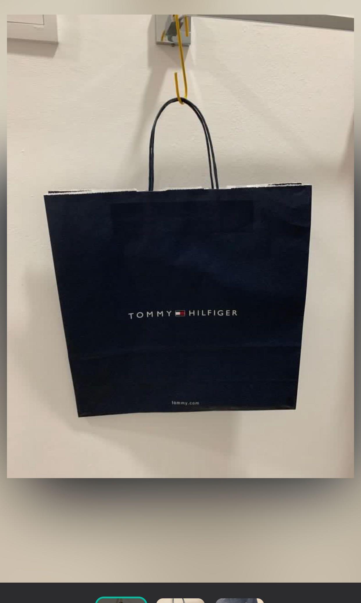Tommy hilfiger gift bag top