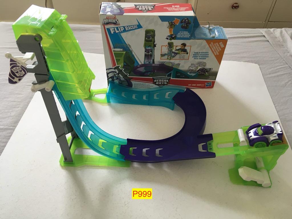 Transformers Rescue Bots Flip Racers Blurr Reverse Raceway Playset