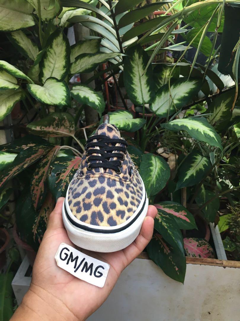 leopard vans size 9
