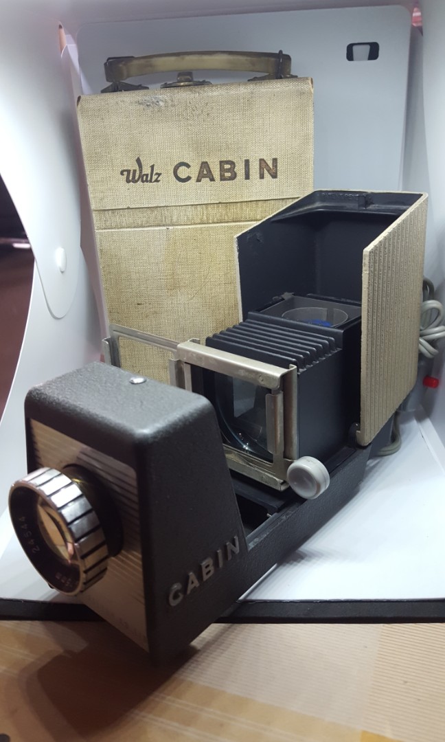 Vintage Walz Cabin Slide Projector, Hobbies & Toys, Memorabilia