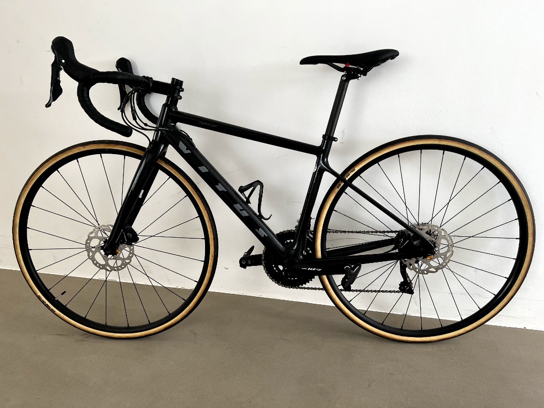 Vitus zenium deals cr road bike