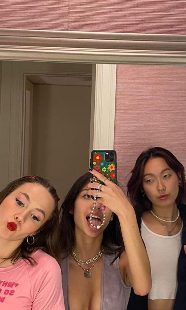 wildflower iphone 12/12 pro bloom phone case kenzie olivia rodrigo