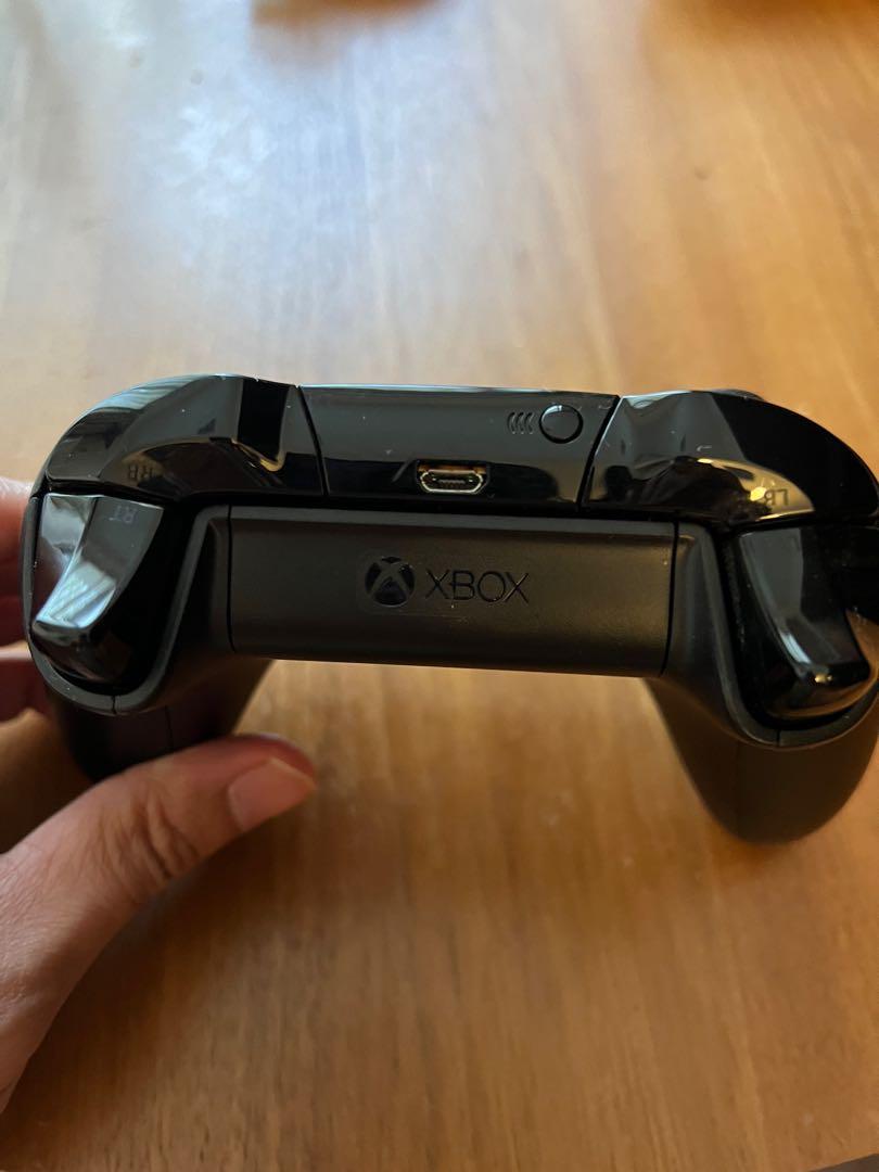 Xbox One Wireless Controller Model 1697, Video Gaming, Gaming