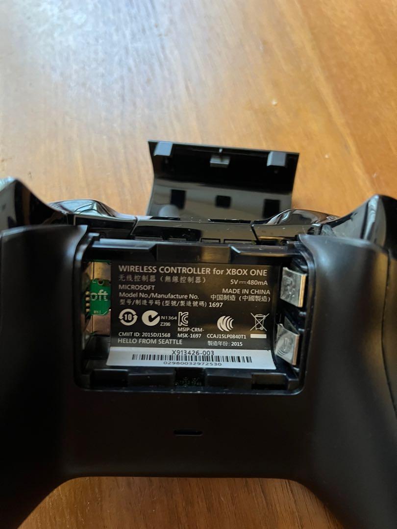 Xbox One Wireless Controller Model 1697, Video Gaming, Gaming