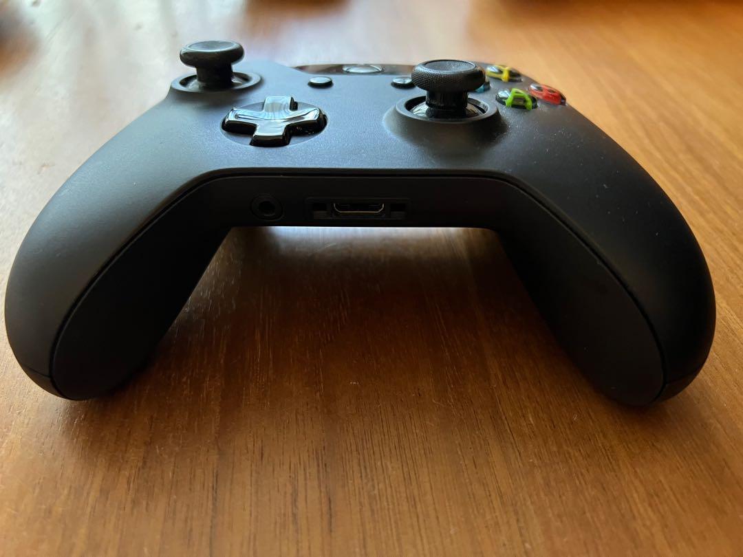 Xbox One Wireless Controller Model 1697, Video Gaming, Gaming