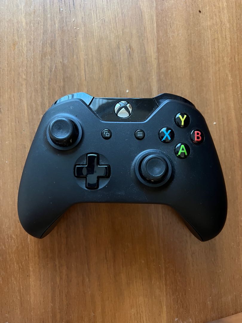 Xbox One Wireless Controller Model 1697, Video Gaming, Gaming