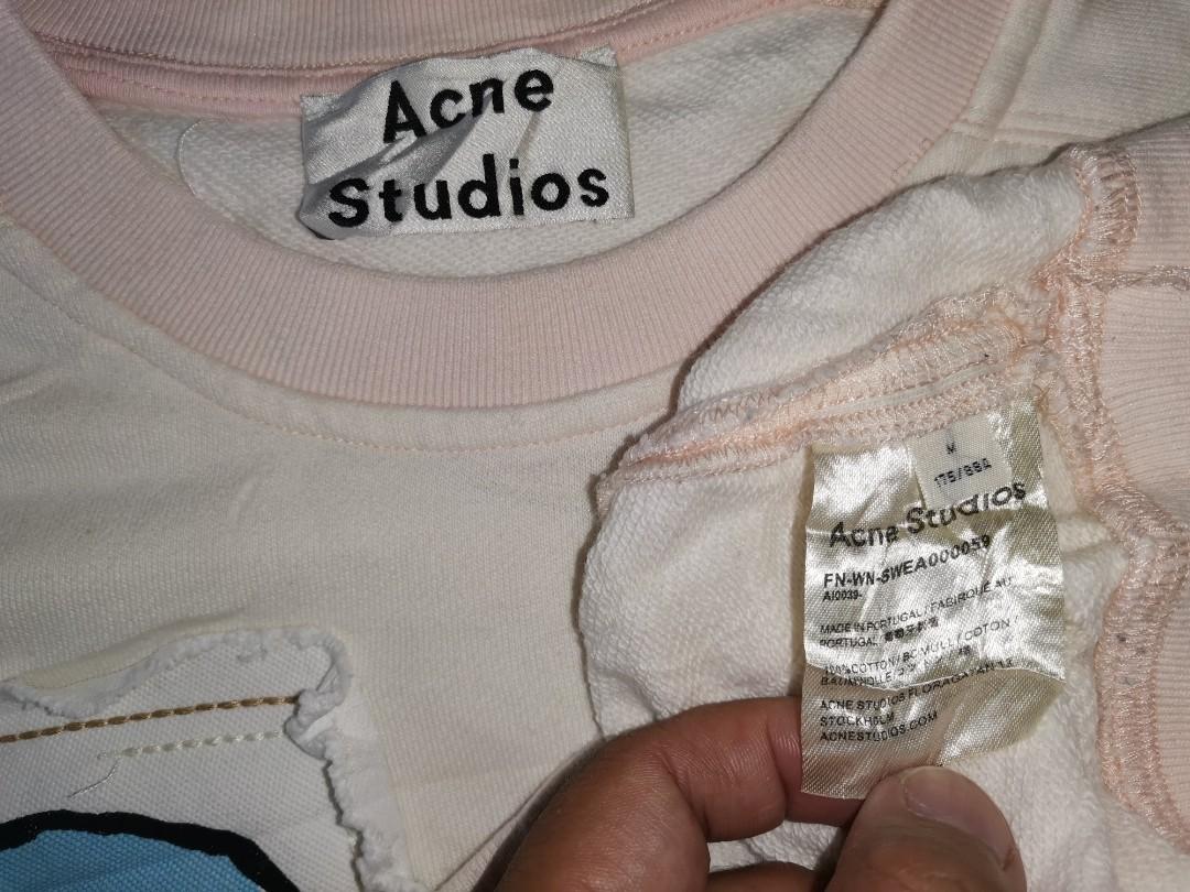 Acne Sweater (Category: Coats, Jackets and Outerwear) located in Calapan. Submitted by lucasthrifts (Listing ID 1137373659, Image 2). Description: Excellent condition Need wash only before use Issue (Pink stain) barely noticeable Medium 2500 add shipping fee.
