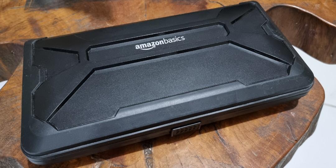 Amazon Basics Vault Case for the Nintendo Switch Video Gaming