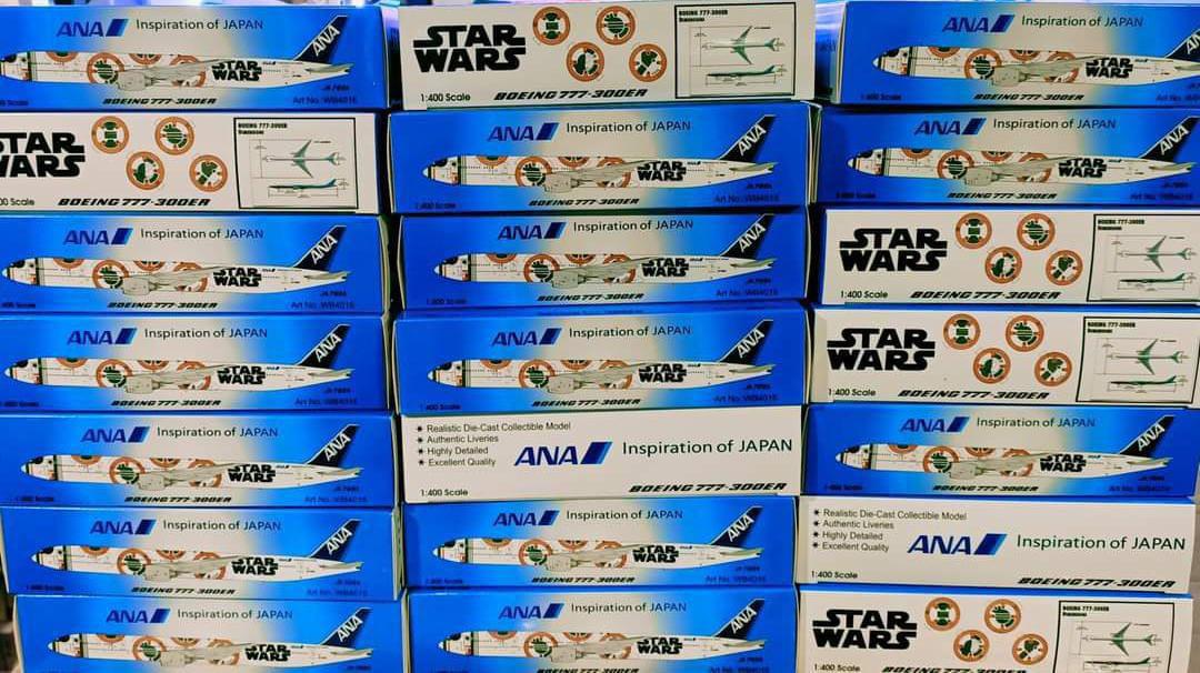 少量現貨］ANA 全日空STAR WARS BB8 波音777-300ER 1:400 1/400 飛機