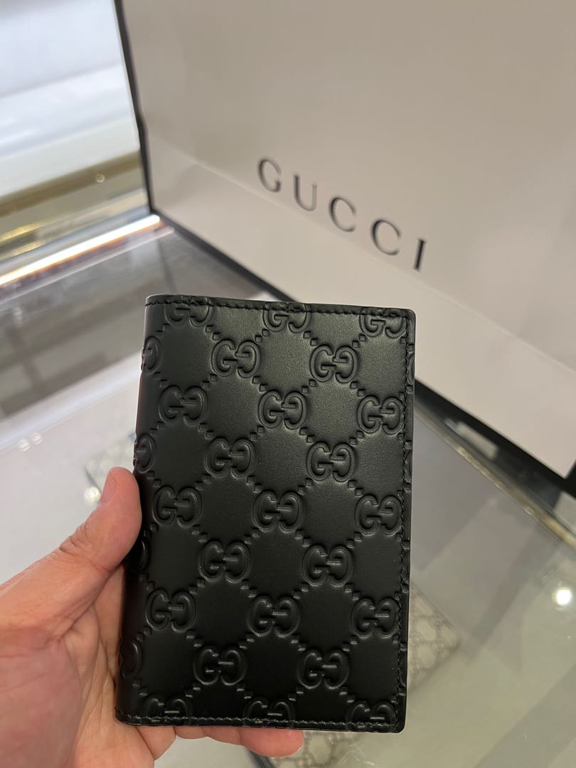 RUSH SALE Authentic Gucci Passport Cover, Luxury, Bags & Wallets on ...