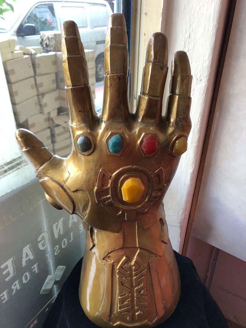 Avenger Infinity Gauntlet replica, Hobbies & Toys, Memorabilia