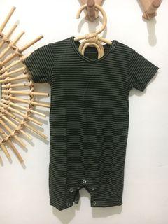 Baju Romper Jumper bayi kaos stripes garis green black akusvara