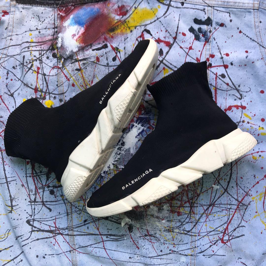 Balenciaga speed trainer, Fesyen Pria, Sepatu , Sneakers di Carousell