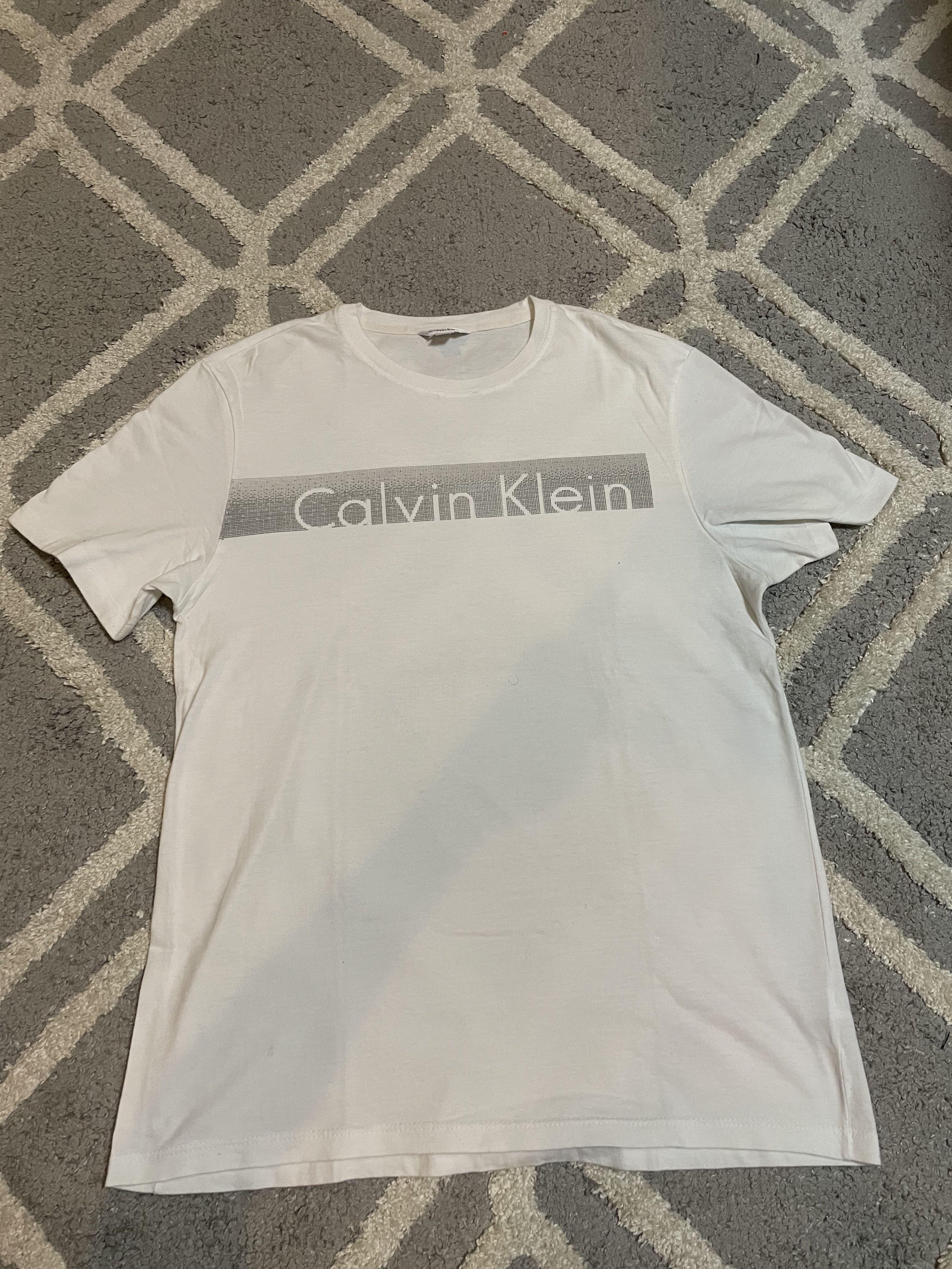 Calvin Klein white shirt, Men's Fashion, Tops & Sets, Tshirts
