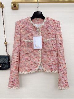 （分類：）位於 。 由 glamorous.closet 提交（商品編號 1137347481，圖片 1）。簡介： 。