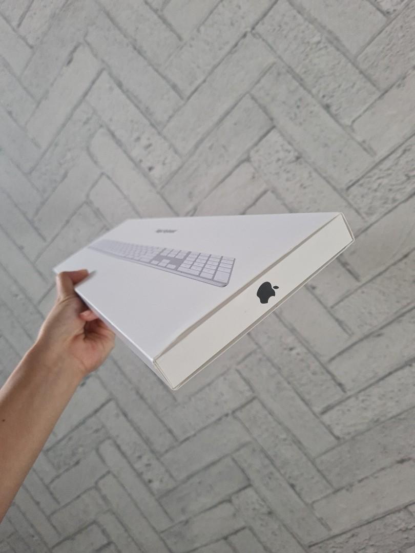 Empty Apple Magic Keyboard box, Computers & Tech, Parts & Accessories ...