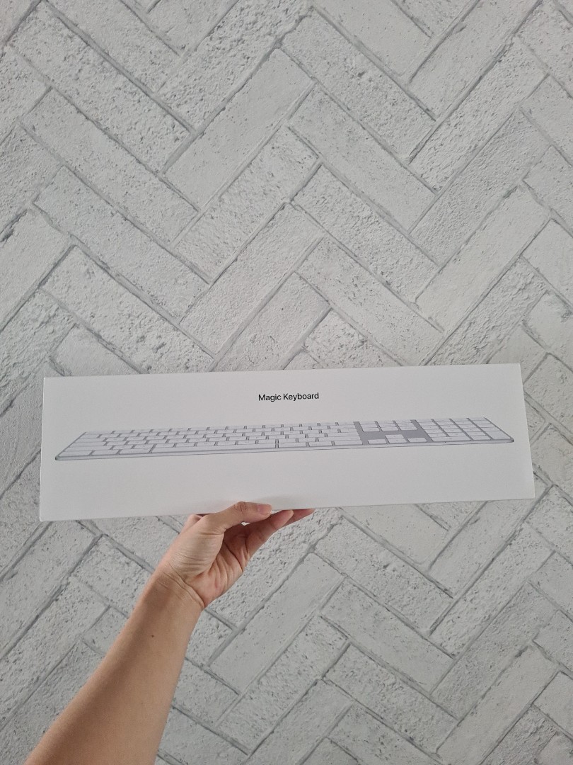 Empty Apple Magic Keyboard box, Computers & Tech, Parts & Accessories ...