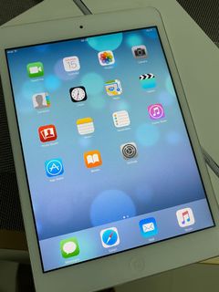 （分類：）位於 。 由 denzel_bryan 提交（商品編號 1137440421，圖片 1）。簡介： 。