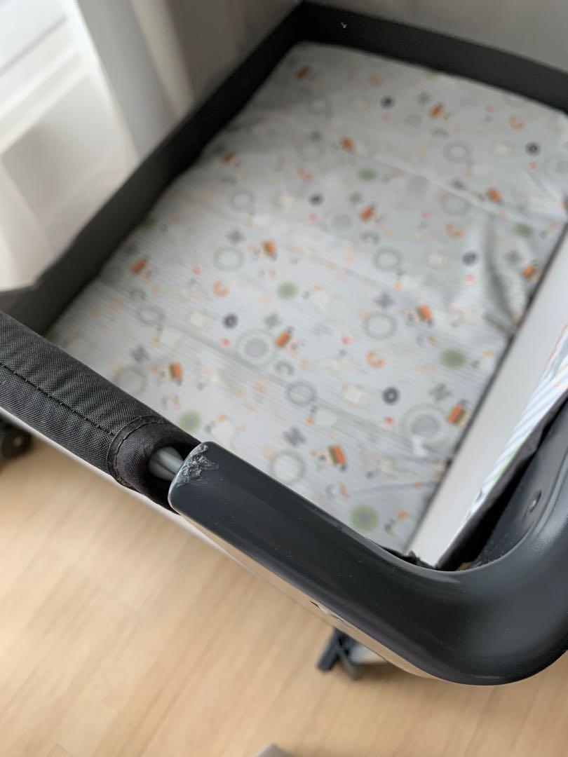 Joie commuter travel cot, Babies & Kids, Baby Nursery & Kids Furniture