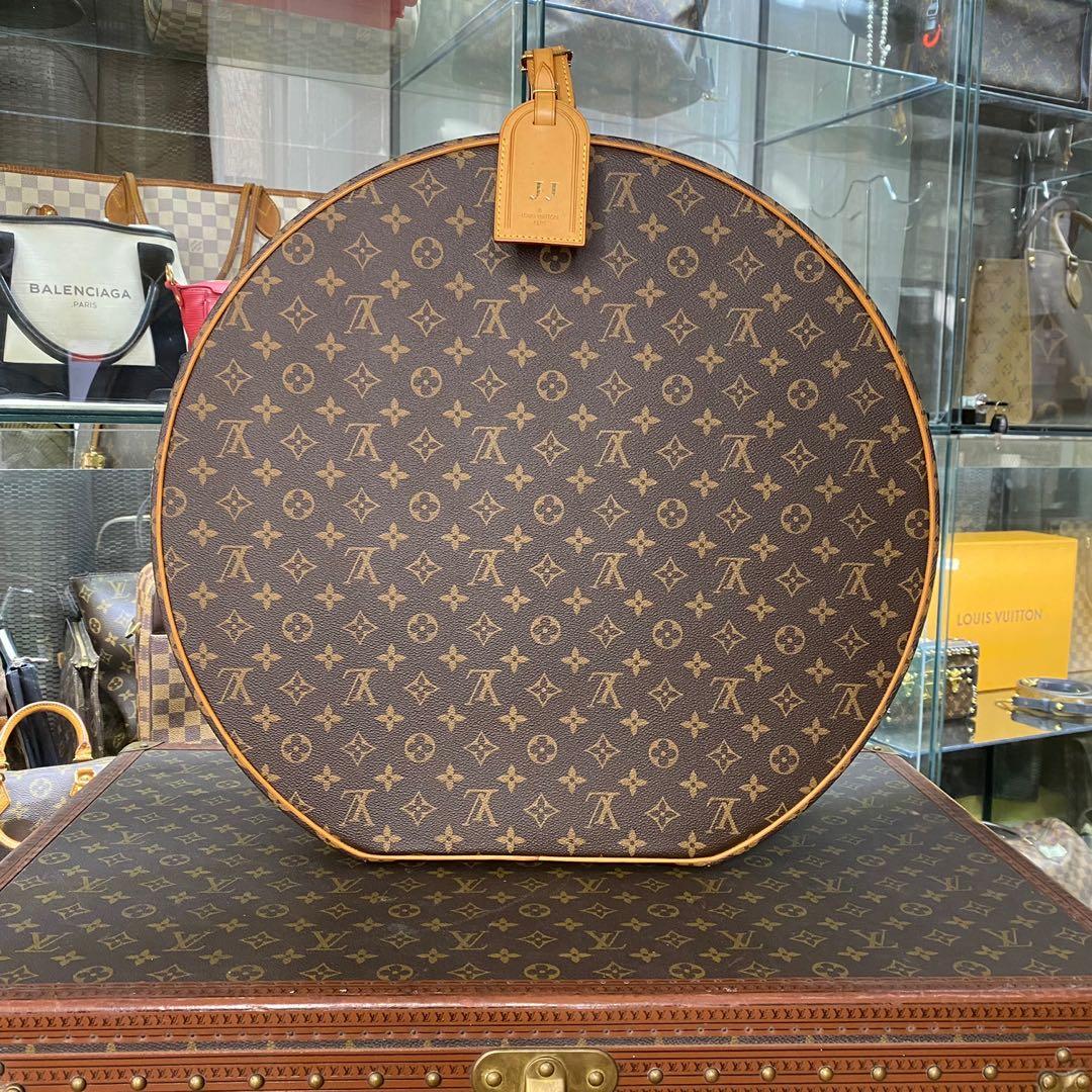Louis Vuitton LV Chapeau Boite Hat Box 50, Luxury, Bags & Wallets on  Carousell