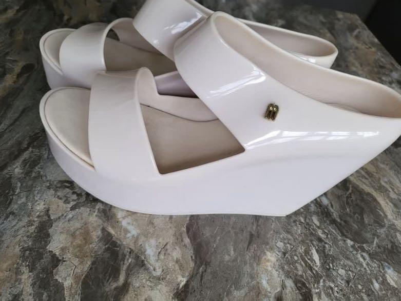 Mind Grab Reflection Melissa Creative Wedge AUTHENTIC, Women's Fashion, Footwear, Wedges on  Carousell