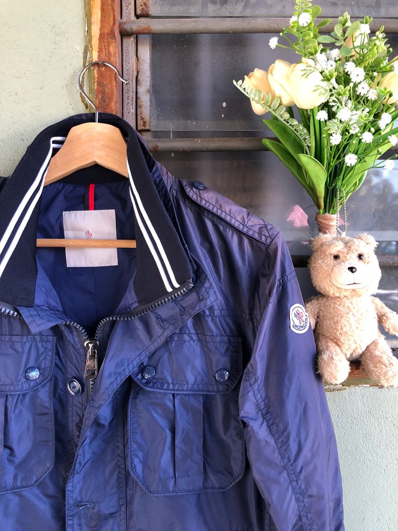 Moncler thin jacket shop
