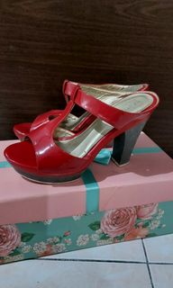 (Category: ) located in . Submitted by mymakeupstuff (Listing ID 1137402450, Image 1). Description: .