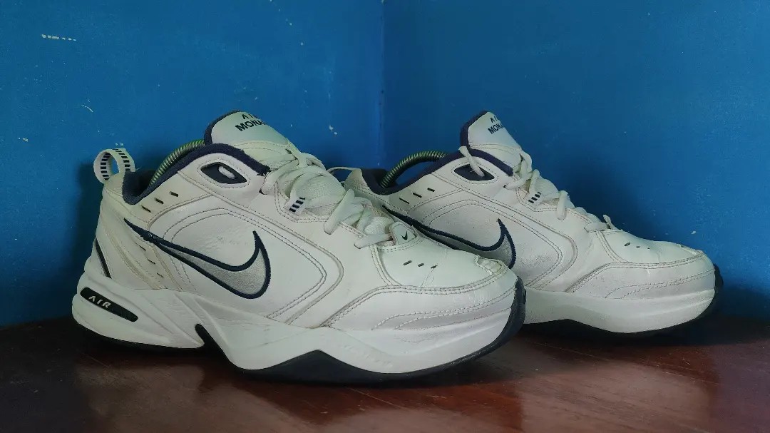nike air monarch 1990