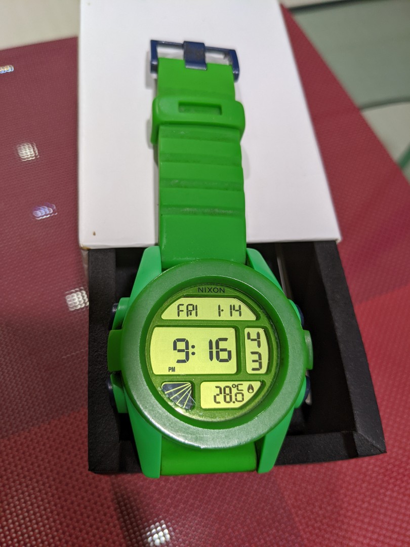 Nixon sport store watches