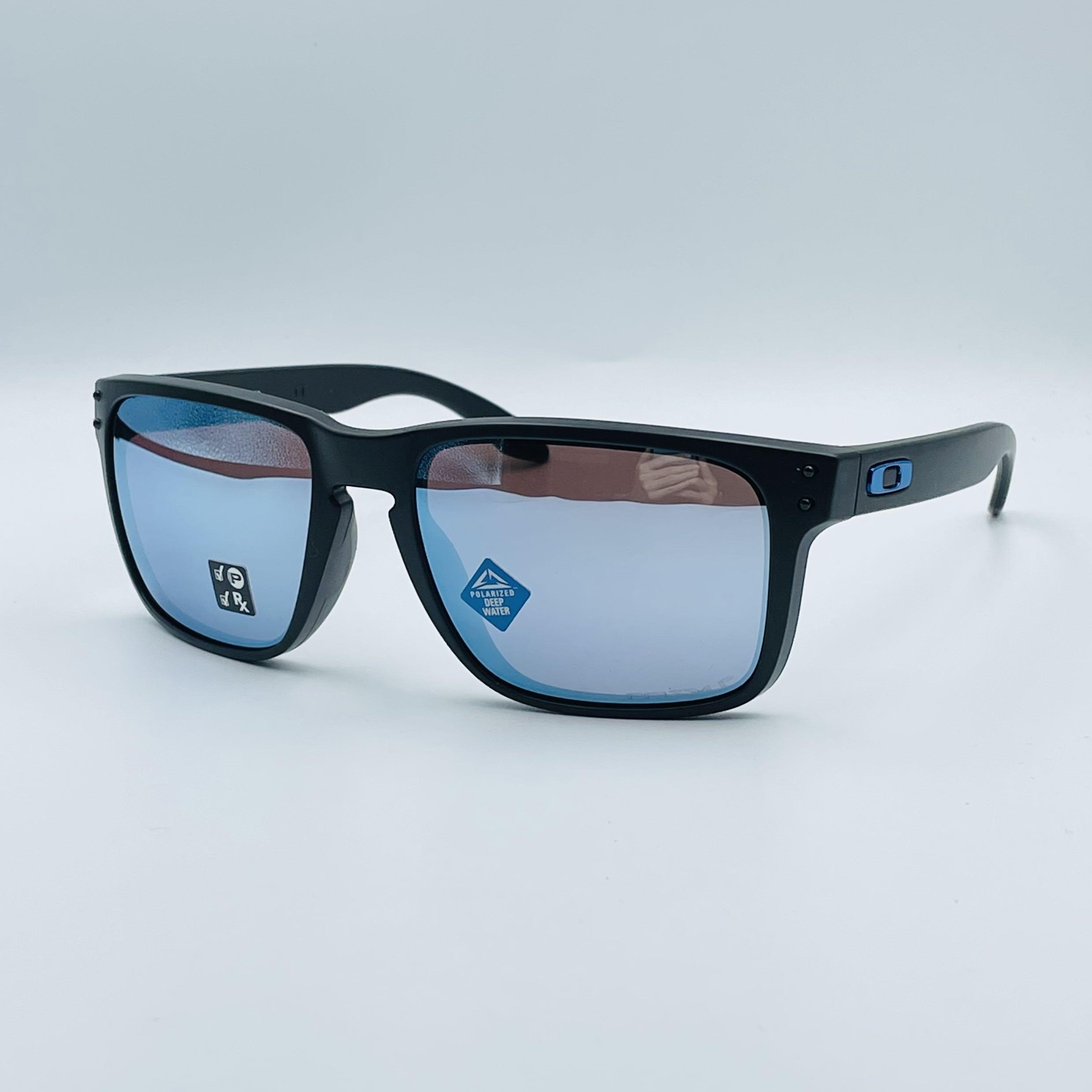 Holbrook deep deals water polarized