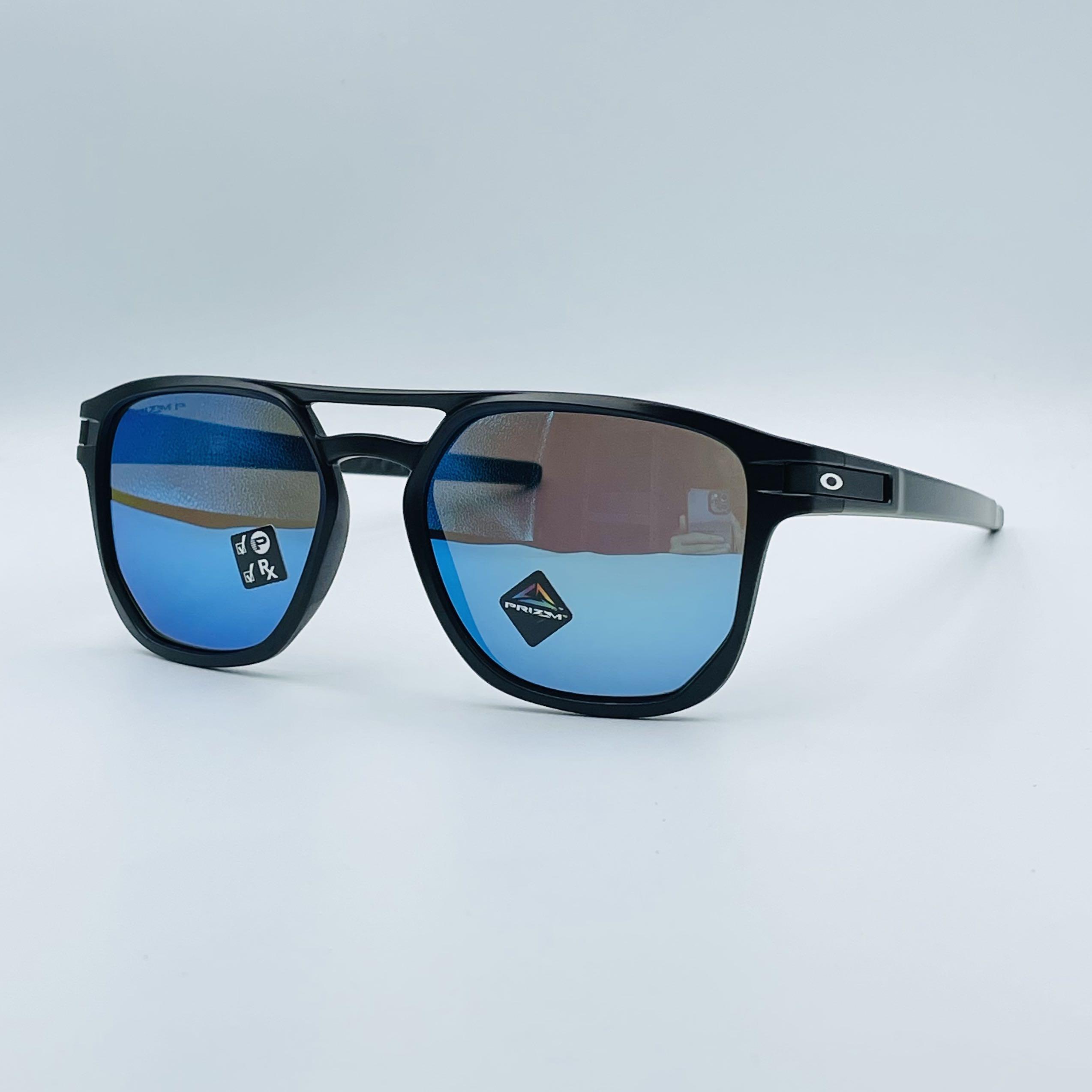 Oakley sales latch custom