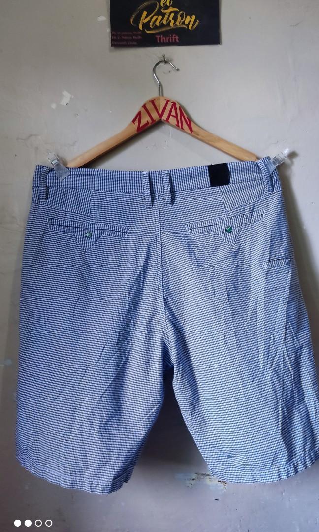 Oakley Shorts Slimfit, Men's Fashion 