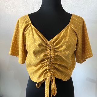 (Category: ) located in . Submitted by poshmarkpreloved (Listing ID 1137290891, Image 1). Description: .
