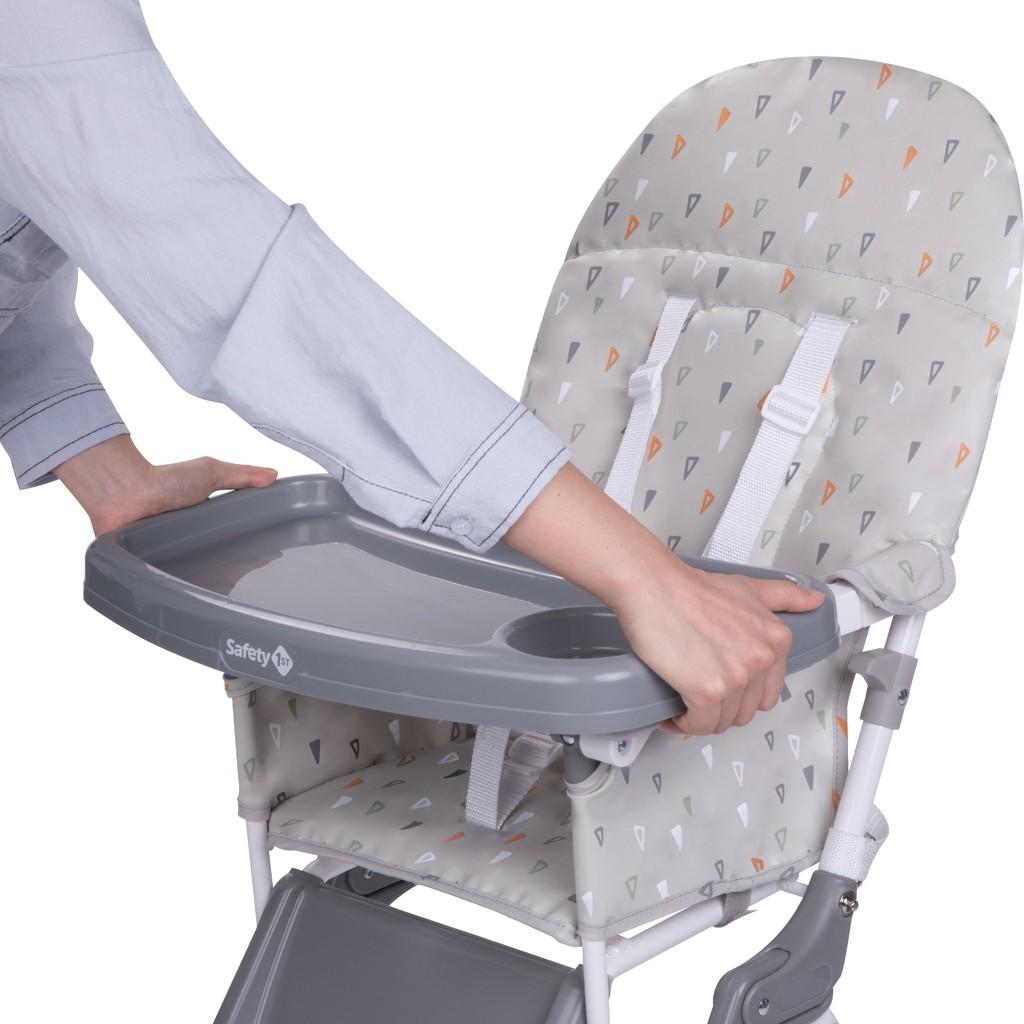 Safety 1st Kenny Folding High Chair Warm Grey, Babies & Kids, Baby