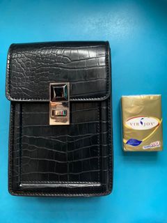 （分類：）位於 。 由 carrieli10 提交（商品編號 1137357007，圖片 1）。簡介： 。