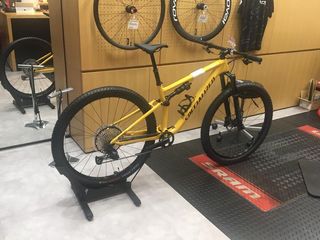 （分類：）位於 。 由 fannylo520 提交（商品編號 1137301059，圖片 1）。簡介： 。