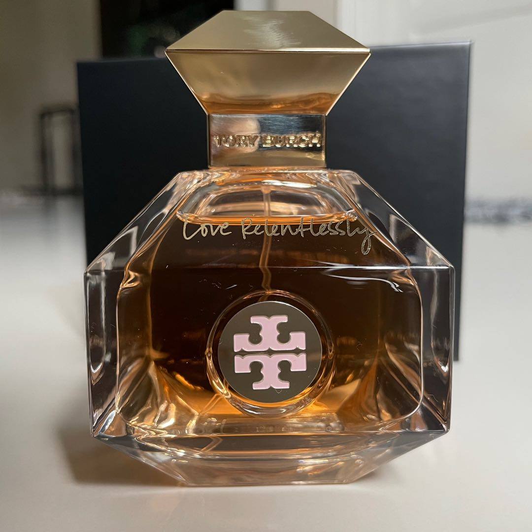 Tory Burch Love Relentlessly Perfume 100ml, Beauty & Personal Care,  Fragrance & Deodorants on Carousell