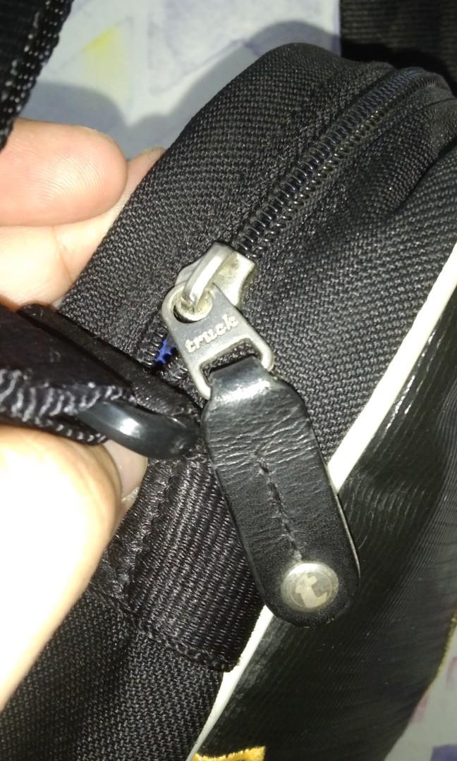 Truck Viamonoh, Men's Fashion, Bags, Sling Bags on Carousell