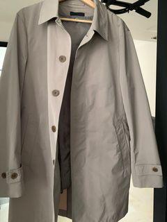 Uniqlo light coat