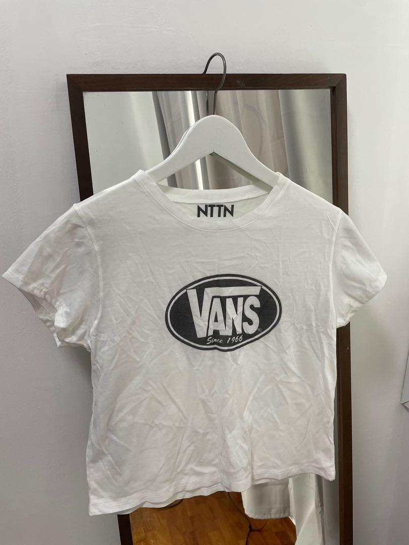 Vans Crop top, Women's Fashion, Tops 