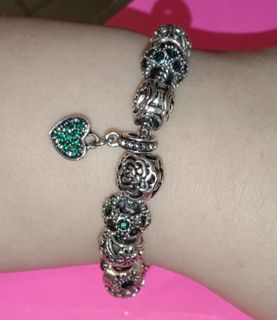 (Category: ) located in . Submitted by ayosha (Listing ID 1137665537, Image 1). Description: .