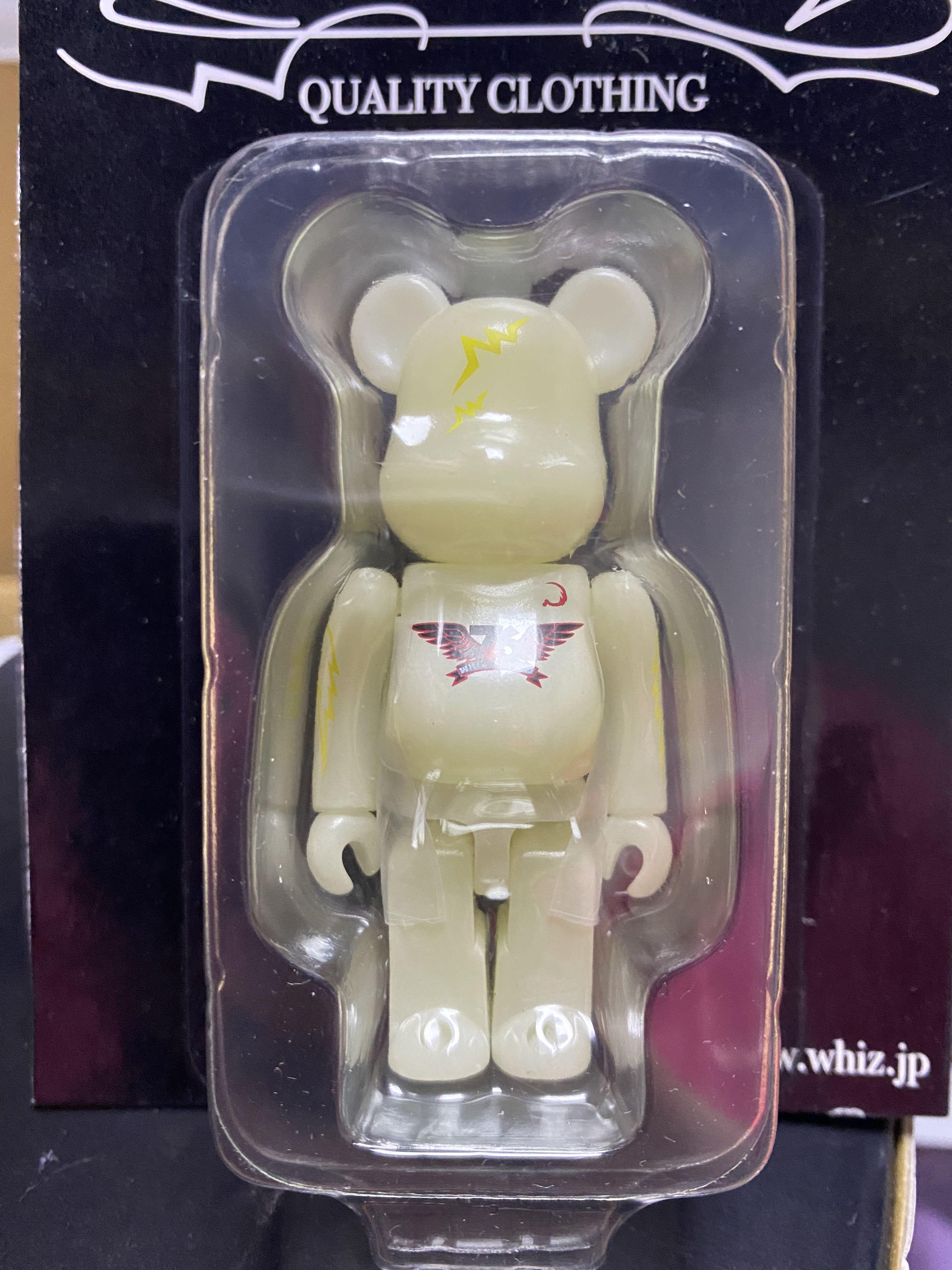 全新夜光Bearbrick Whiz Limited 伐威社400% x 1, 100% x 2 共3隻