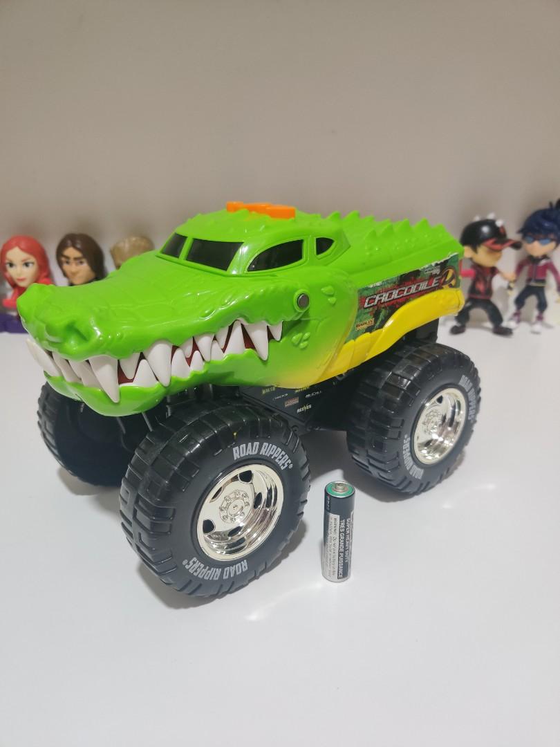Road rippers crocodile shop truck