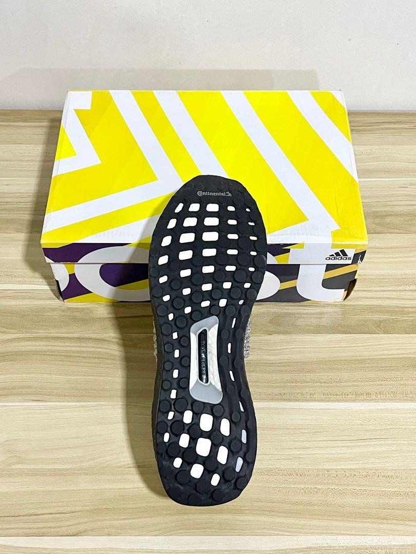 Adidas ultra boost laceless carbon best sale