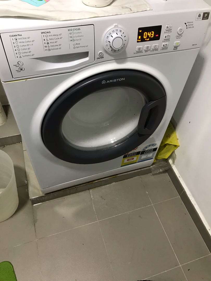 Ariston Washing Machine, TV & Home Appliances, Washing Machines and